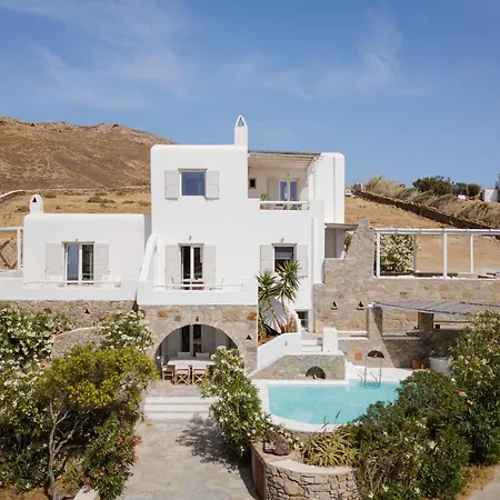 Lea Mykonos * Merchia Beach