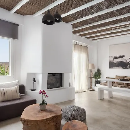 Lea Mykonos * Merchia Beach