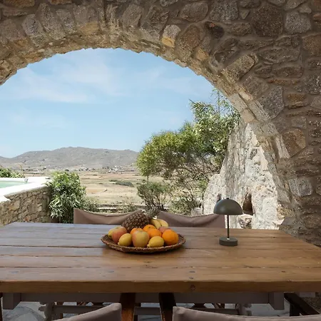Lea Mykonos Merchia Beach