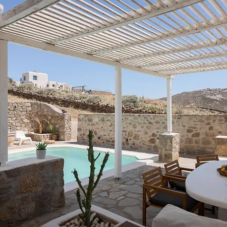 Lea Mykonos *