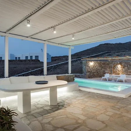 Lea Mykonos * Merchia Beach